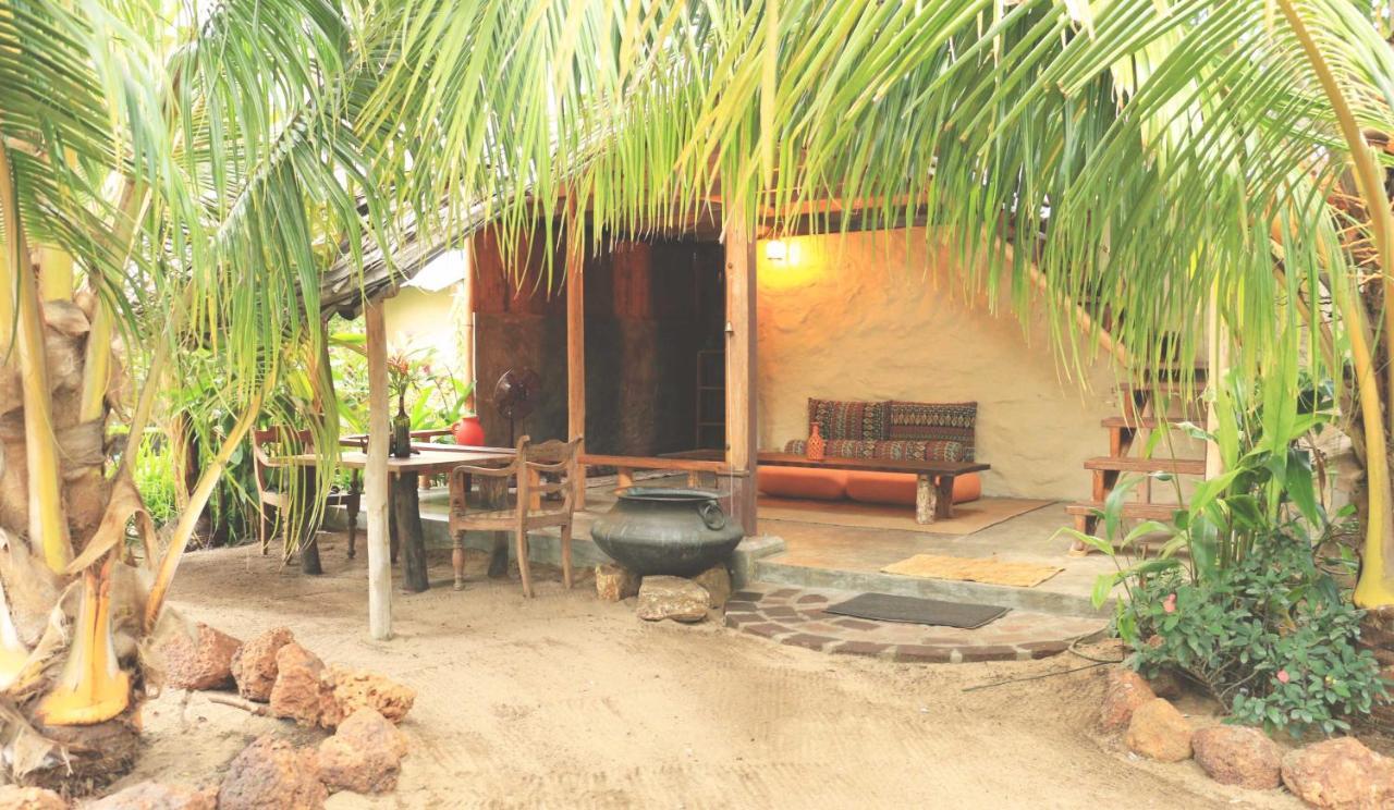 Monsoon Eco Resort - Whisky Point Arugambay พอททูวิล ภายนอก รูปภาพ